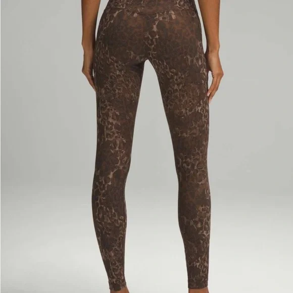 Lululemon Align Leggings - Picture 3 of 10